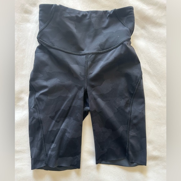 Lululemon Base Pace High-Rise Short 8" Heritage 365 Camo Deep Coal Multi Size 0 - Picture 2 of 3